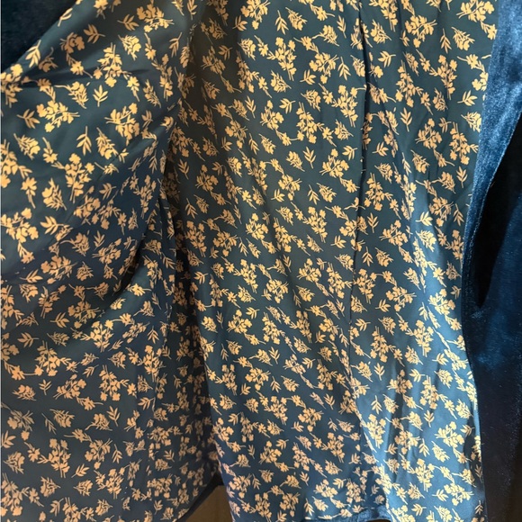 Blue teal Velvet Women's blazer - SO FUN!!! - Picture 4 of 7